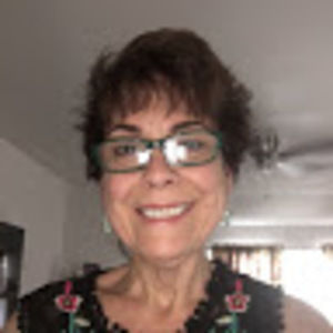 Meet your Posher, Paula